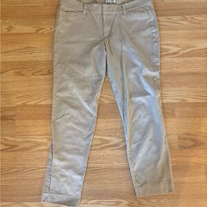 Old Navy The Diva Women's Tan Capri Pants Sz 8